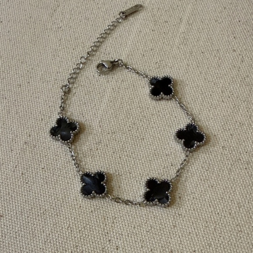 Stainless steel clover Bracelet Stamped 18k gold plated Women’s Bracelet